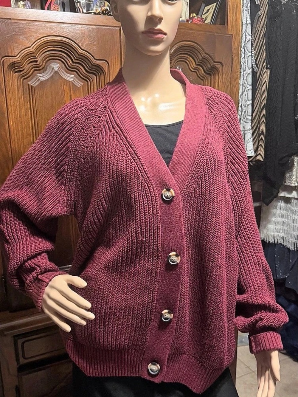 Gap Chunky Knit Oversized V-Neck Cardigan Sweater - Dark Berry - XL